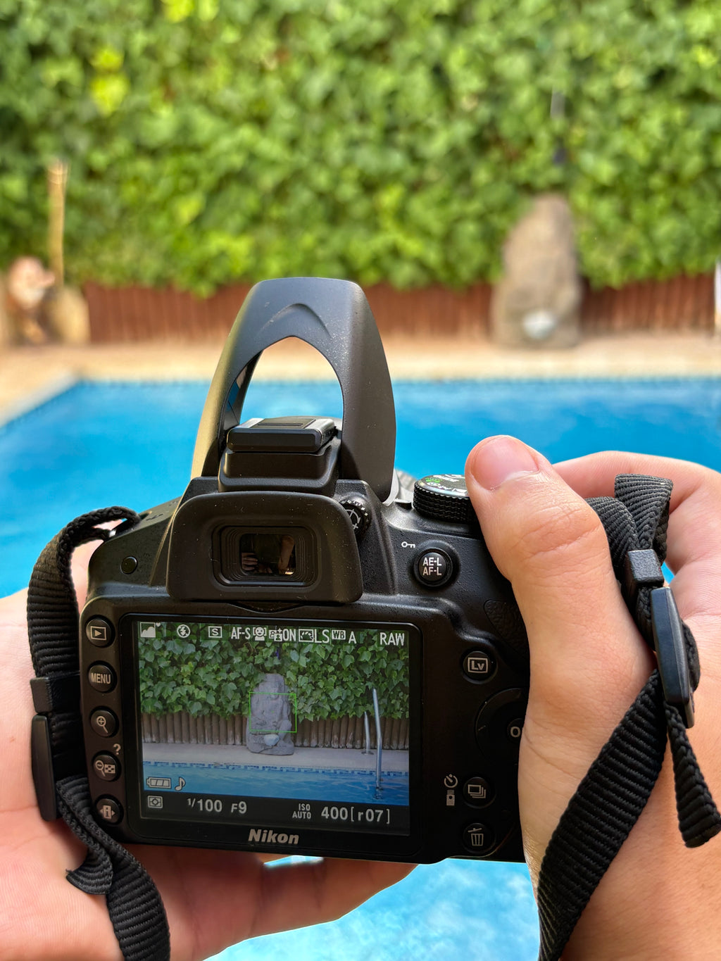 Nikon 3200 Pro + Nikon 18-55mm y Accesorios