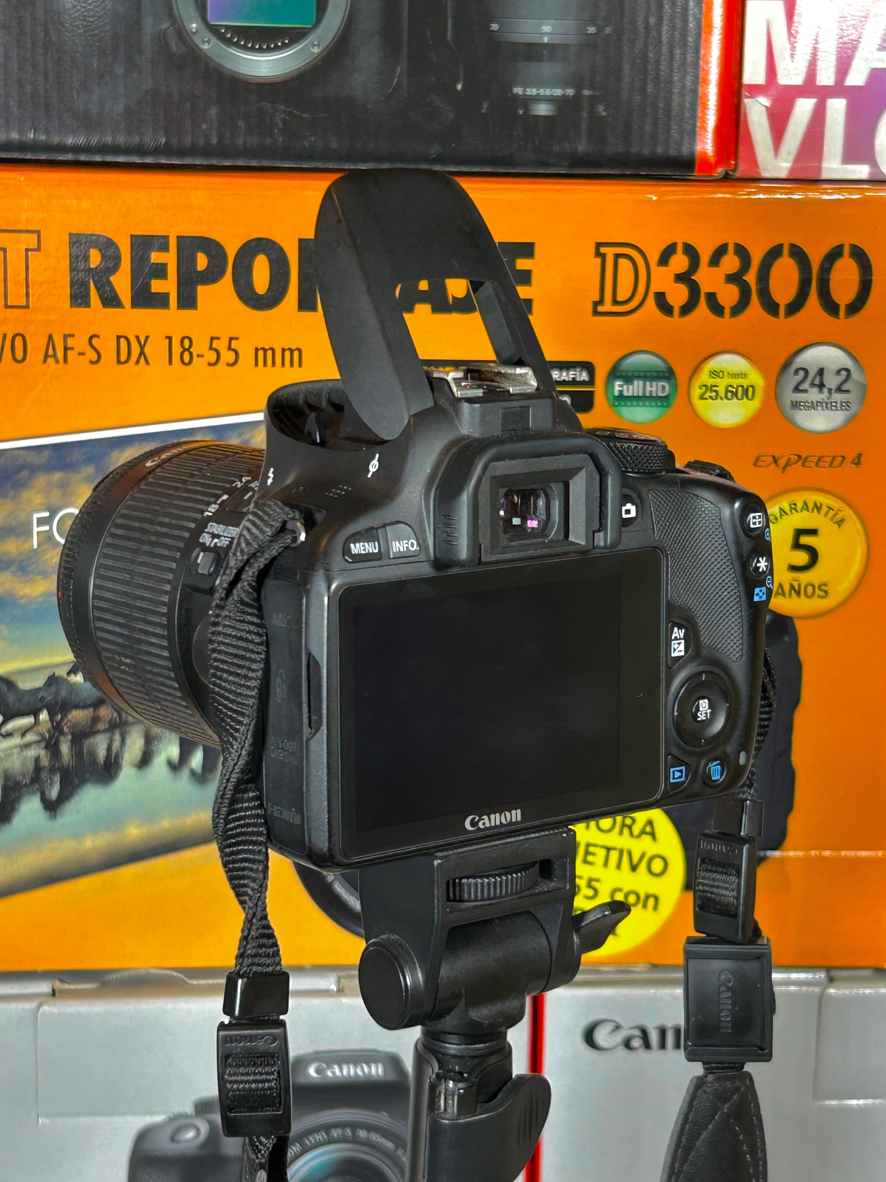Canon EOS 100D + Canon 18-55mm