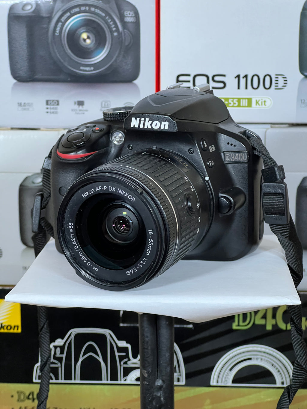 Nikon D3400 + Teleobjetivo